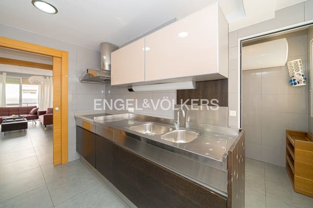 3 chambre Appartement à vendre à Benidorm avec garage - 380 000 € (Ref: 10030908)
