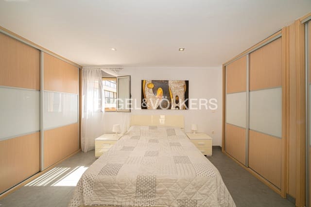 3 makuuhuone Huoneisto myytävänä paikassa Juzgados - Plaza de Toros, Benidorm mukana 
autotalli - 380 000 € (Ref: 10030908)