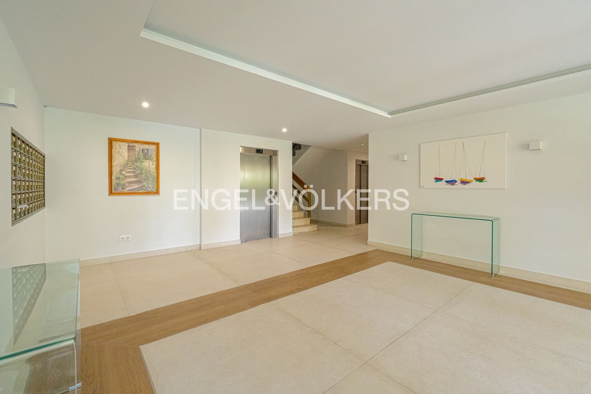 1 camera da letto Attico in vendita in Benidorm con piscina garage - 450.000 € (Rif: 10035726)