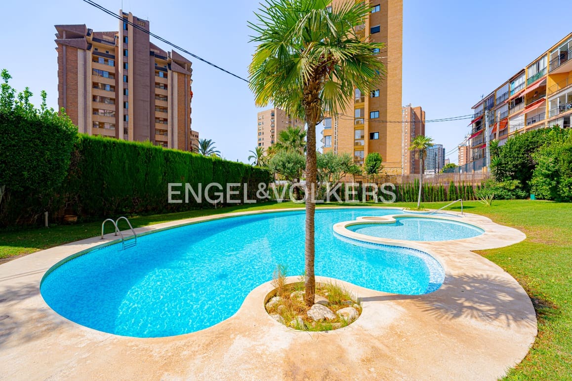 1 camera da letto Attico in vendita in Benidorm con piscina garage - 450.000 € (Rif: 10035726)