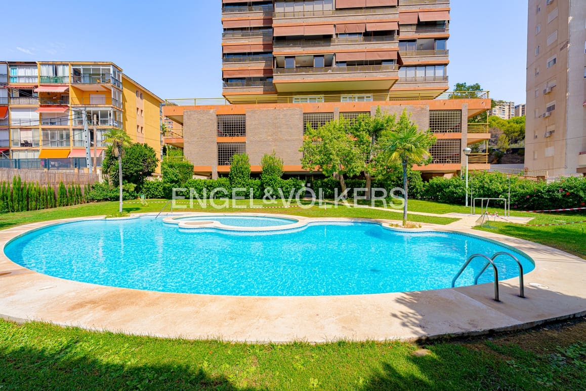 1 camera da letto Attico in vendita in Benidorm con piscina garage - 450.000 € (Rif: 10035726)