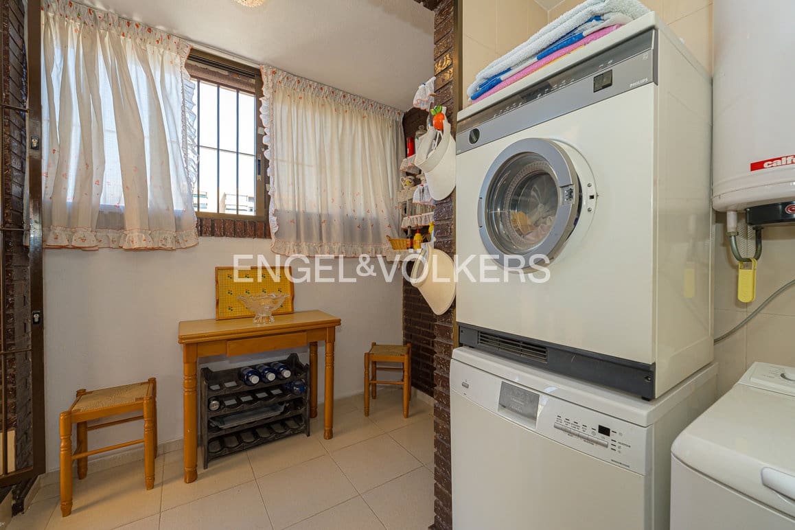 1 soveværelse Penthouse til salg i Benidorm med swimmingpool garage - € 399.000 (Ref: 10035726)