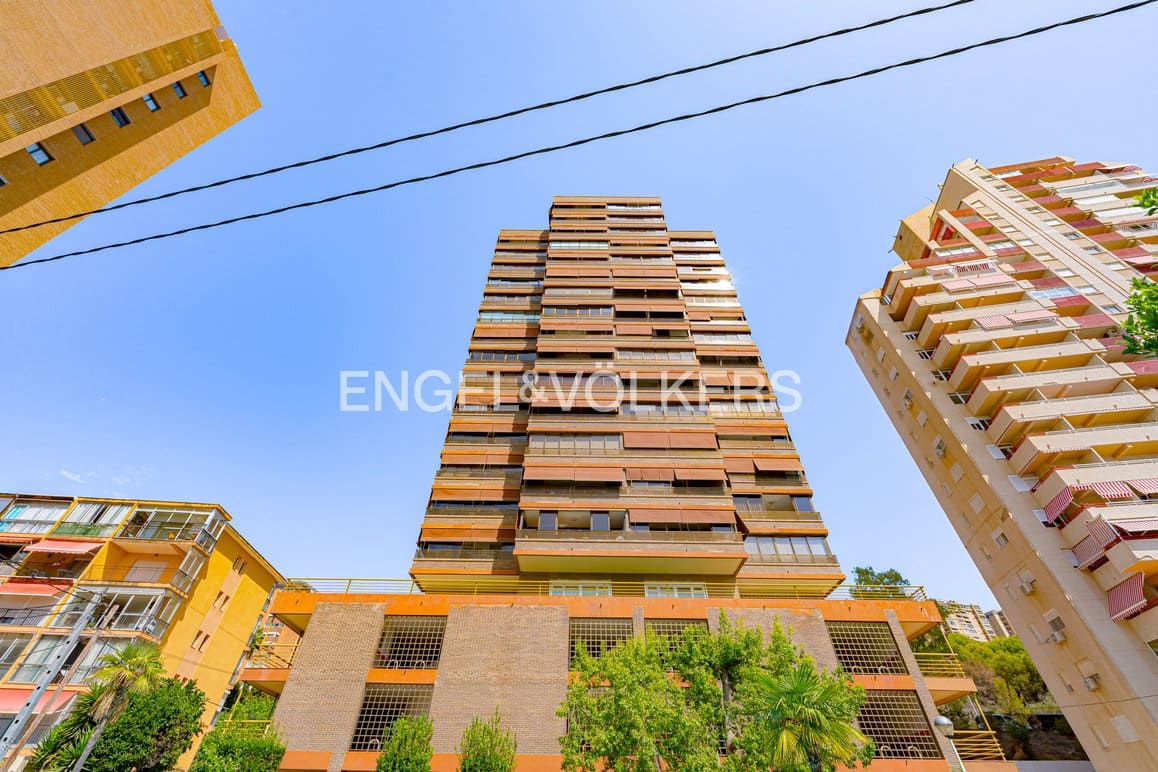1 soveværelse Penthouse til salg i Benidorm med swimmingpool garage - € 399.000 (Ref: 10035726)