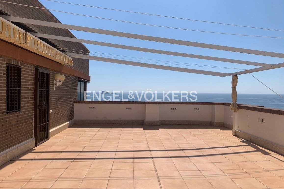 1 soveværelse Penthouse til salg i Benidorm med swimmingpool garage - € 399.000 (Ref: 10035726)