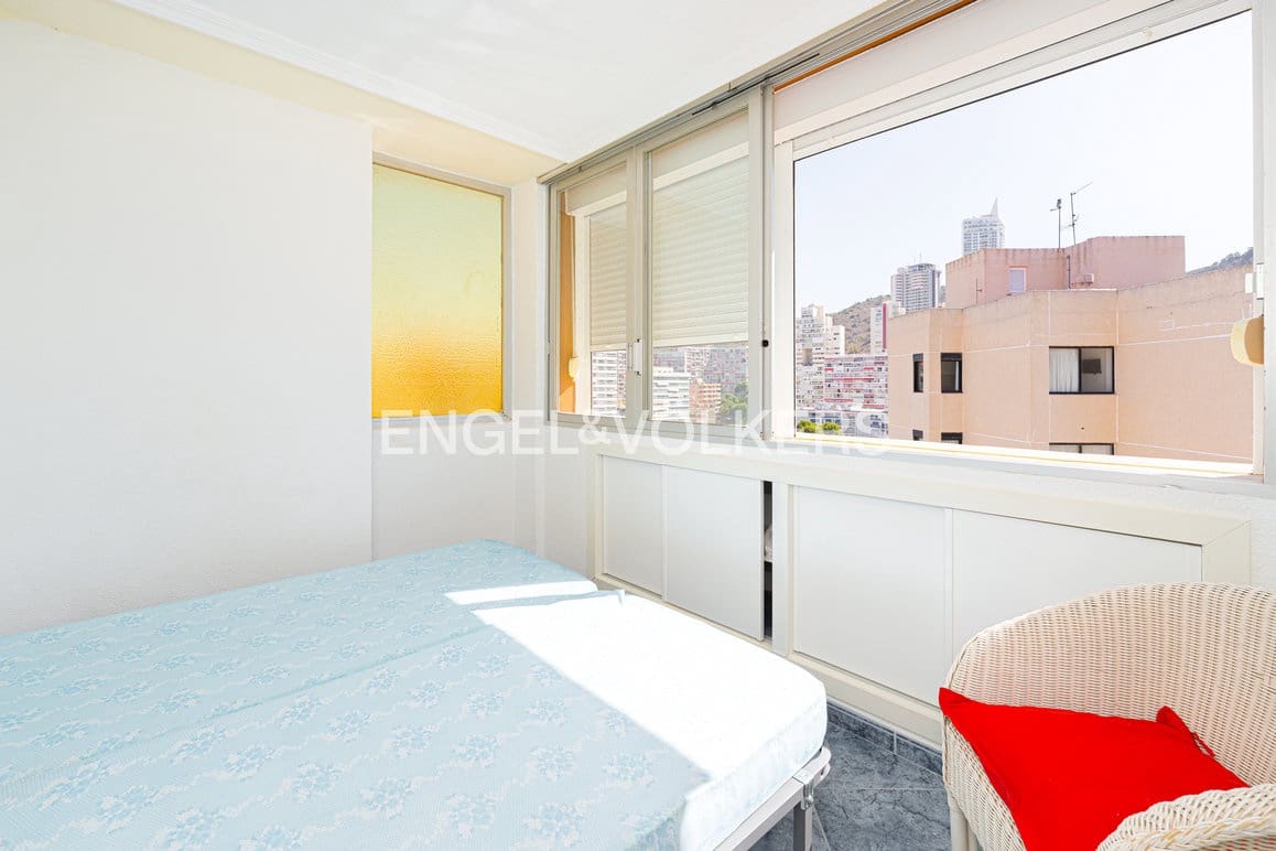 2 soveværelse Lejlighed til leje i Benidorm med swimmingpool garage - € 1.000 (Ref: 10091505)