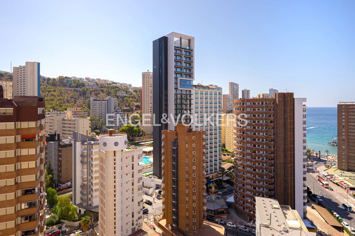 2 soveværelse Lejlighed til leje i Benidorm med swimmingpool garage - € 1.000 (Ref: 10091505)