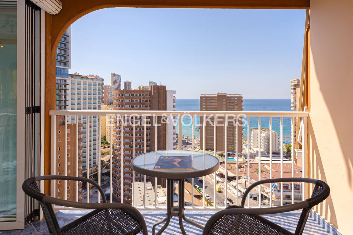 2 soveværelse Lejlighed til leje i Benidorm med swimmingpool garage - € 1.000 (Ref: 10091505)