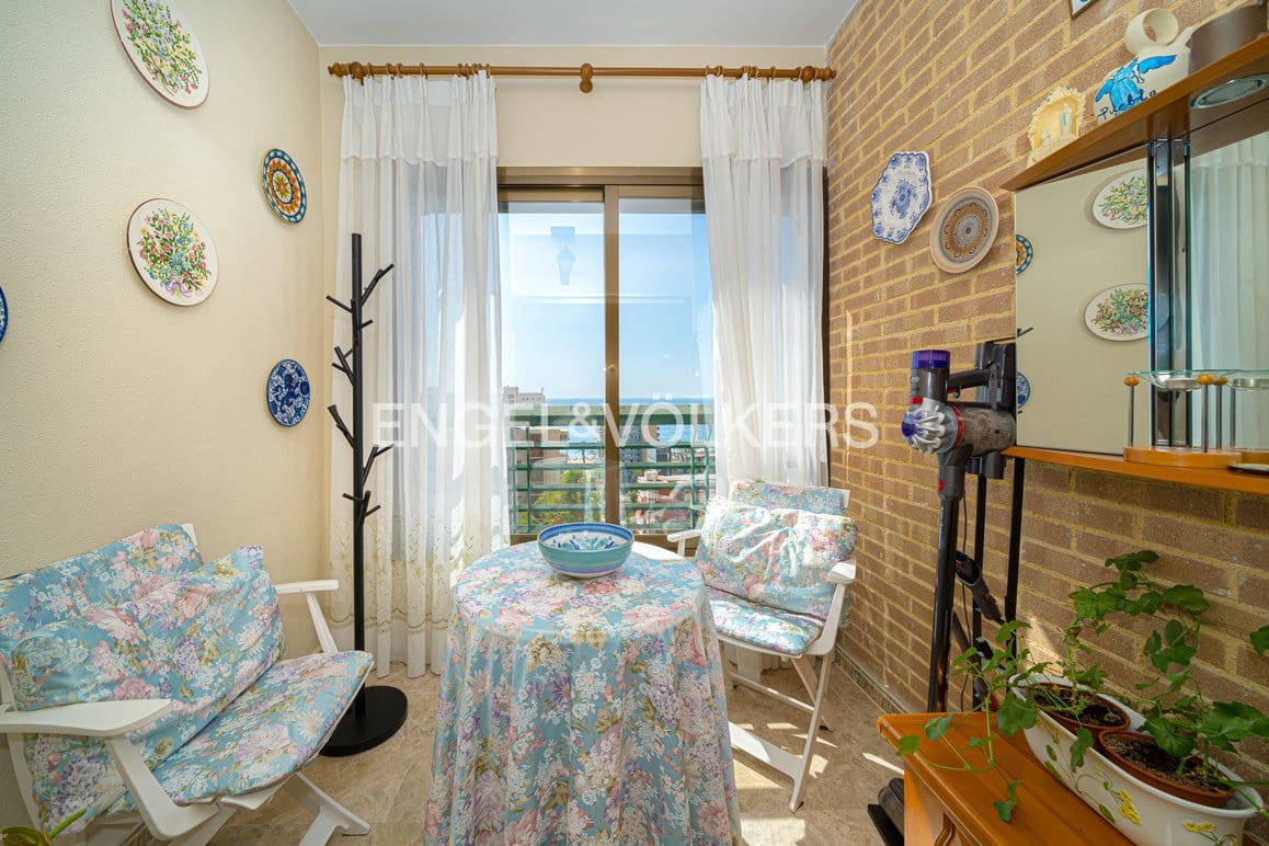 Apartamento de 3 habitaciones en Benidorm en venta con piscina garaje - 650.000 € (Ref: 10091506)