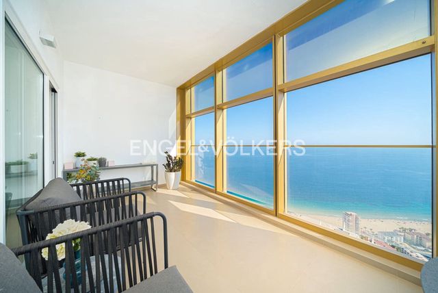 2 quarto Apartamento para venda em Juzgados - Plaza de Toros, Benidorm com piscina garagem - 755 000 € (Ref: 10091507)