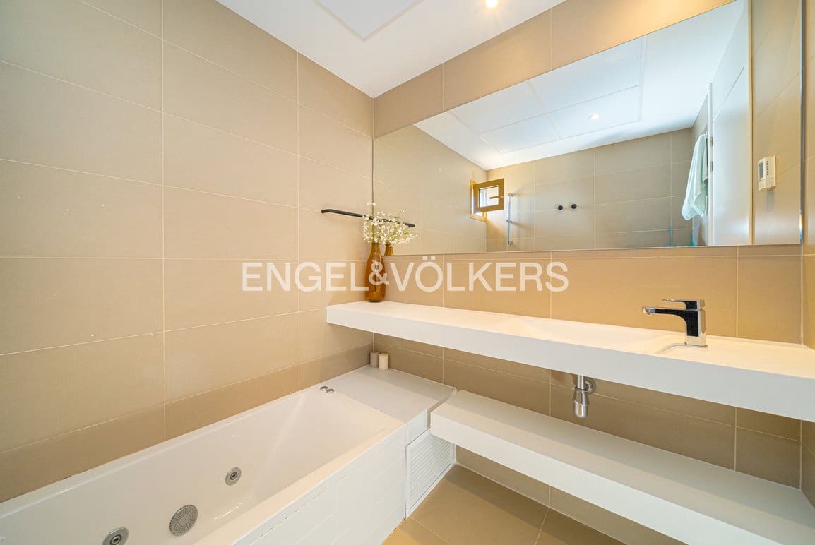 2 Zimmer Apartment zu verkaufen in Benidorm mit Pool Garage - 755.000 € (Ref: 10091507)