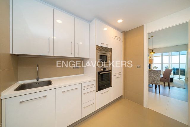 2 quarto Apartamento para venda em Juzgados - Plaza de Toros, Benidorm com piscina garagem - 755 000 € (Ref: 10091507)