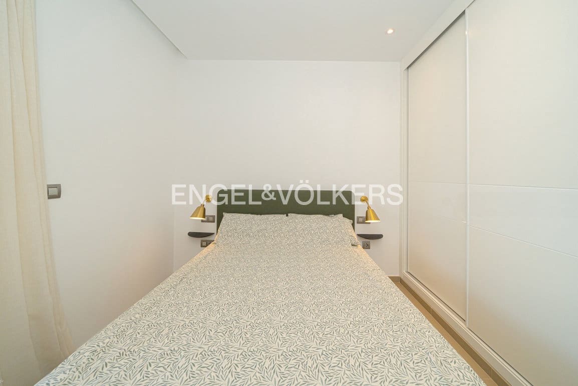 2 Zimmer Apartment zu verkaufen in Benidorm mit Pool Garage - 755.000 € (Ref: 10091507)