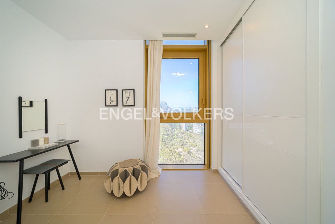 2 Zimmer Apartment zu verkaufen in Benidorm mit Pool Garage - 755.000 € (Ref: 10091507)