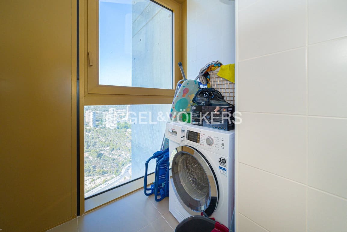 2 Zimmer Apartment zu verkaufen in Benidorm mit Pool Garage - 755.000 € (Ref: 10091507)