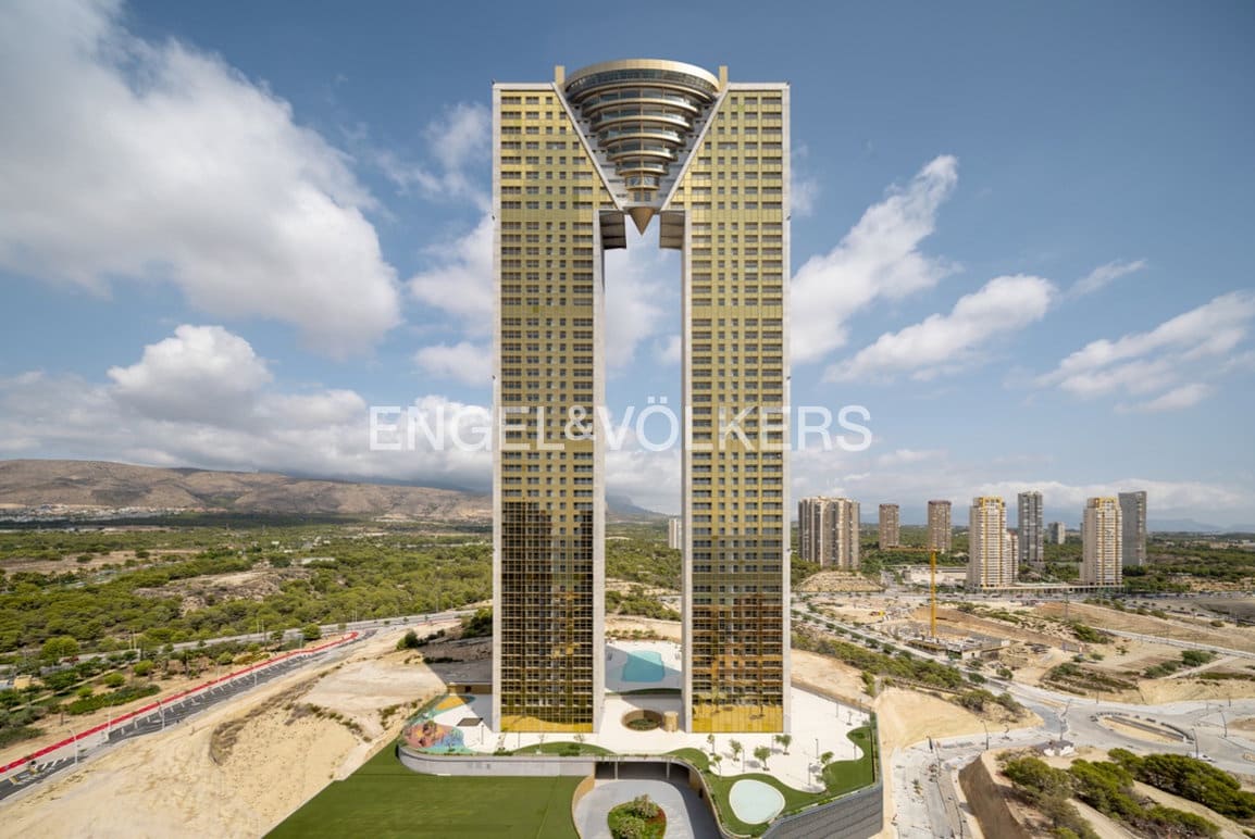 2 Zimmer Apartment zu verkaufen in Benidorm mit Pool Garage - 755.000 € (Ref: 10091507)