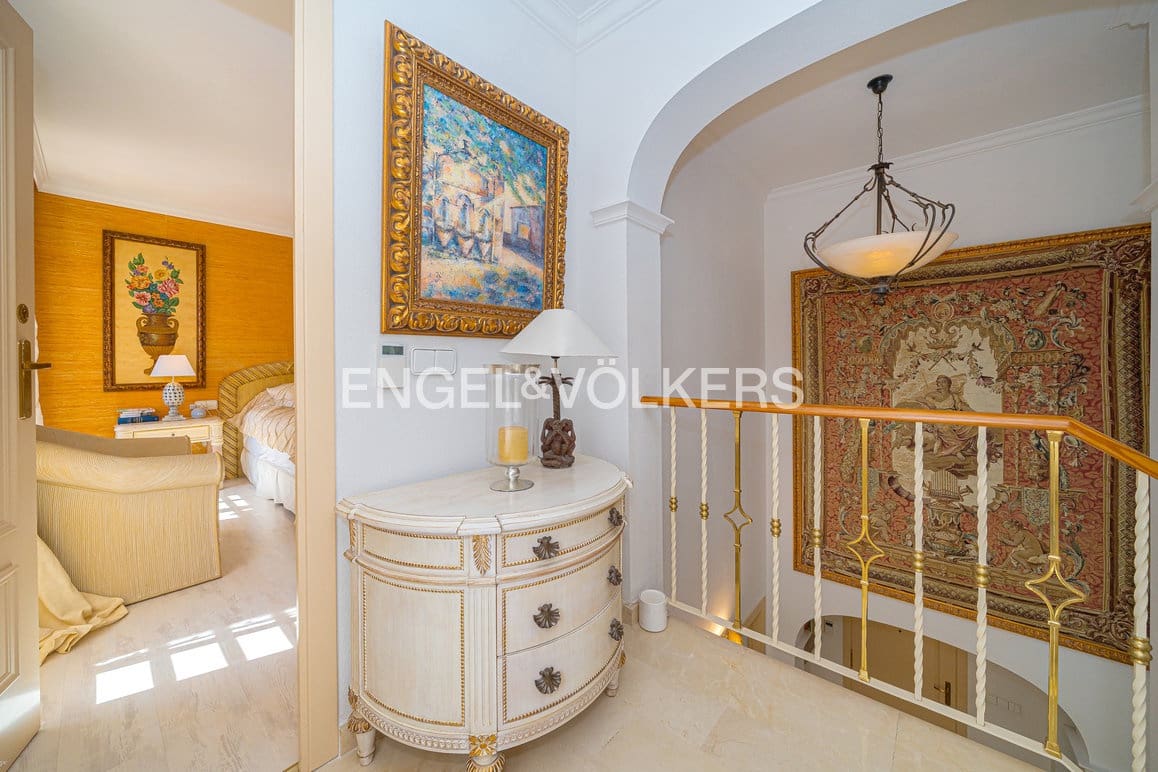 6 soverom Villa til salgs i Finestrat med svømmebasseng garasje - € 1 050 000 (Ref: 10091509)