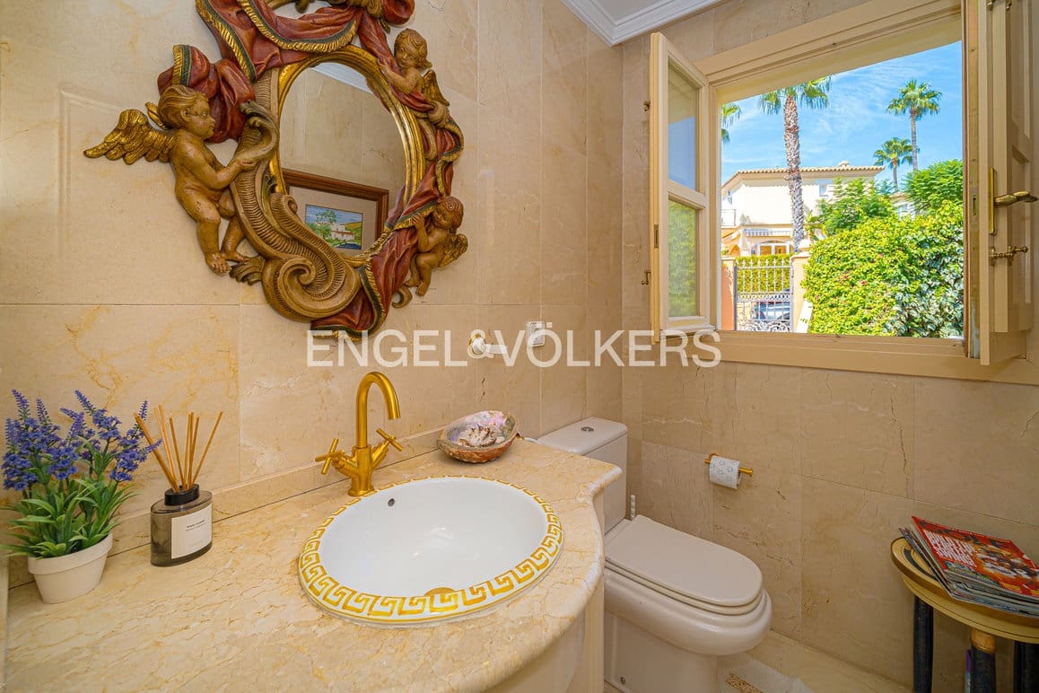 6 soverom Villa til salgs i Finestrat med svømmebasseng garasje - € 1 050 000 (Ref: 10091509)