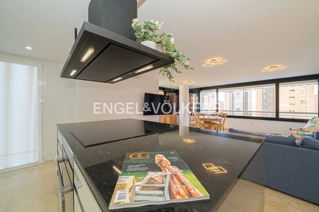 2 soverom Leilighet til salgs i Juzgados - Plaza de Toros, Benidorm med svømmebasseng garasje - € 315 000 (Ref: 10135043)