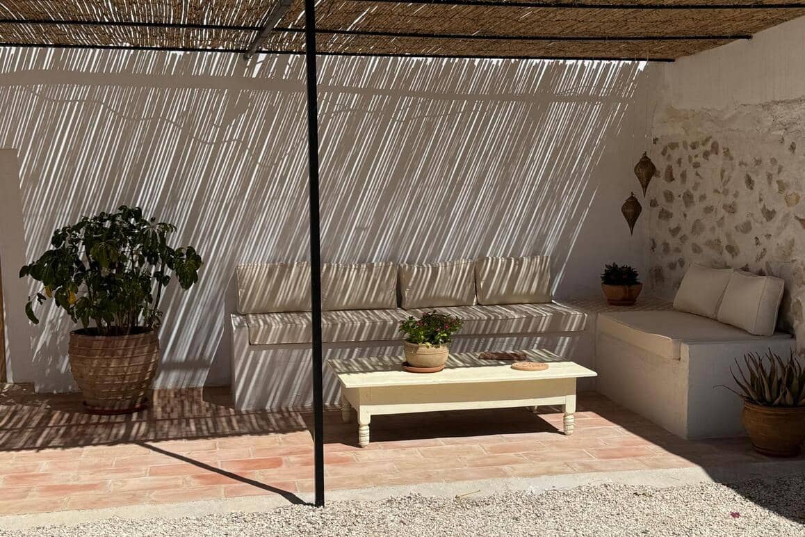 4 bedroom Villa for sale in Sella with pool garage - € 825,000 (Ref: 10163834)