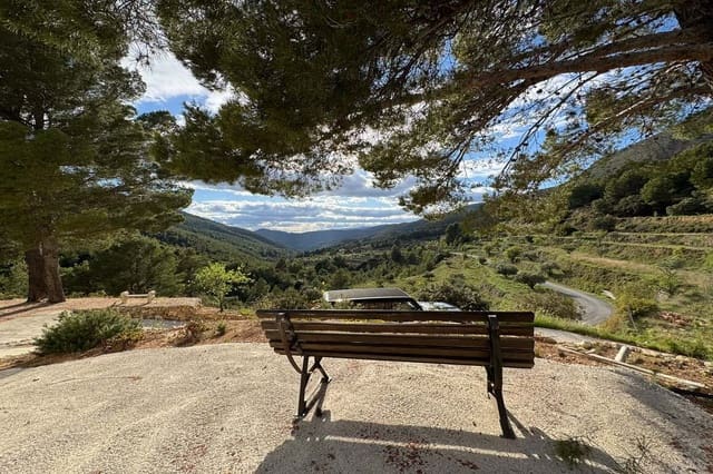 4 soverom Villa til salgs i Sella med svømmebasseng garasje - € 825 000 (Ref: 10163834)