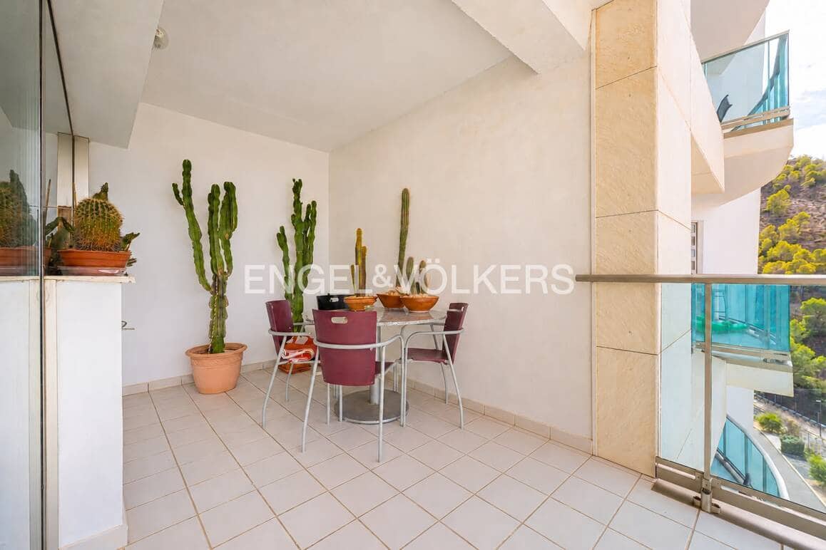2 quarto Apartamento para venda em Benidorm com piscina garagem - 370 000 € (Ref: 10165832)