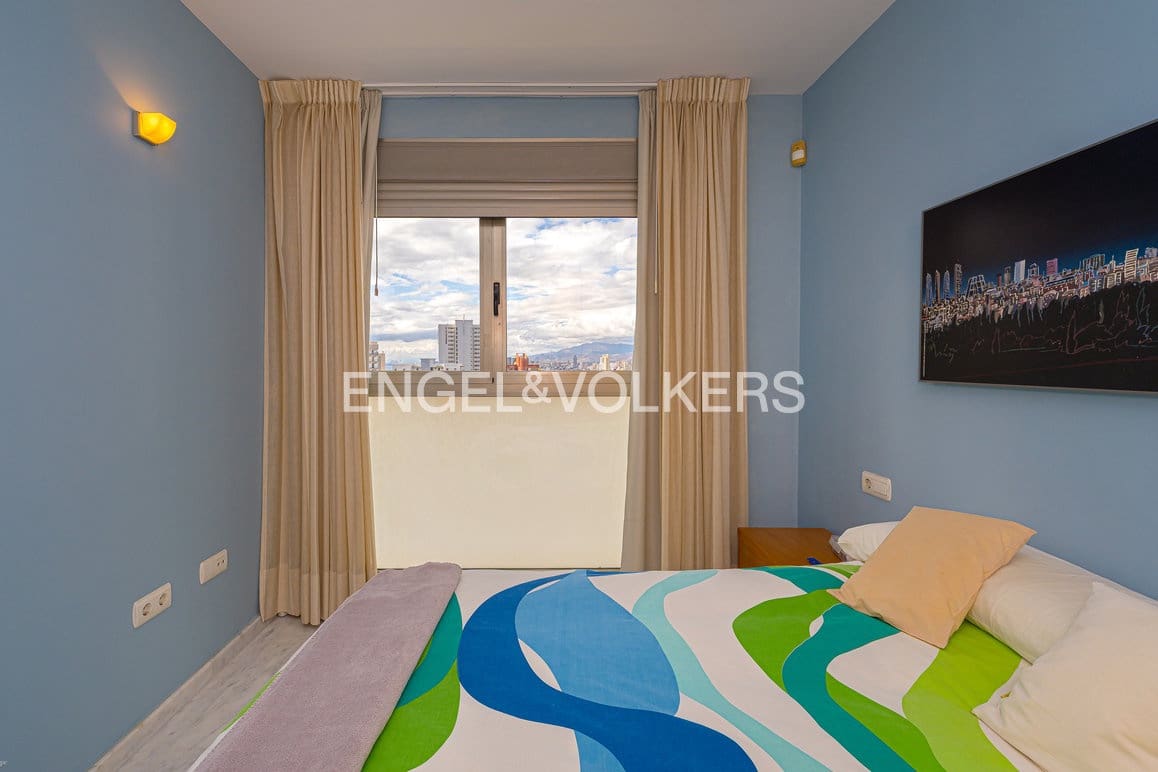 2 quarto Apartamento para venda em Benidorm com piscina garagem - 370 000 € (Ref: 10165832)