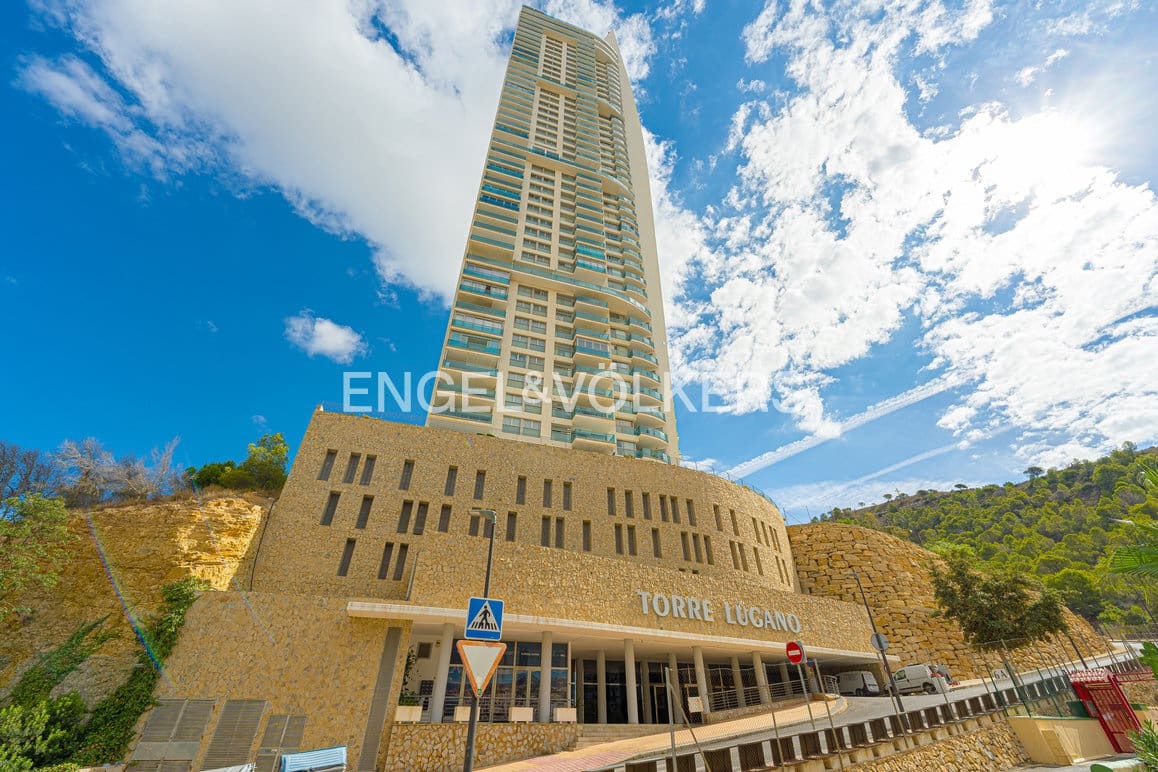 2 quarto Apartamento para venda em Benidorm com piscina garagem - 370 000 € (Ref: 10165832)