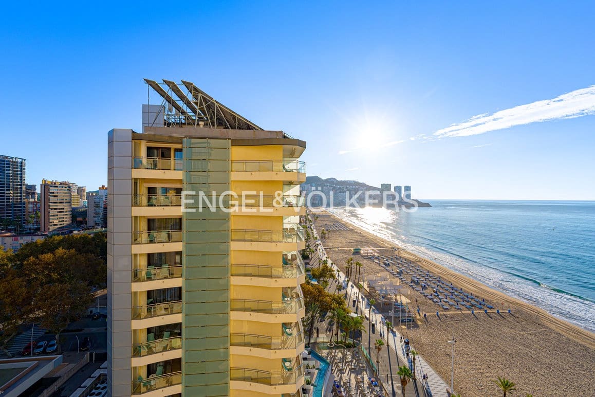 1 chambre Studio à vendre à Benidorm avec garage - 227 000 € (Ref: 10183676)