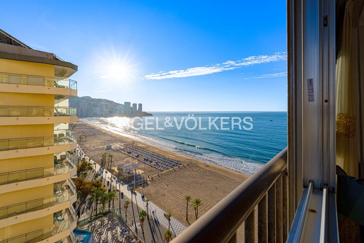 1 chambre Studio à vendre à Benidorm avec garage - 227 000 € (Ref: 10183676)