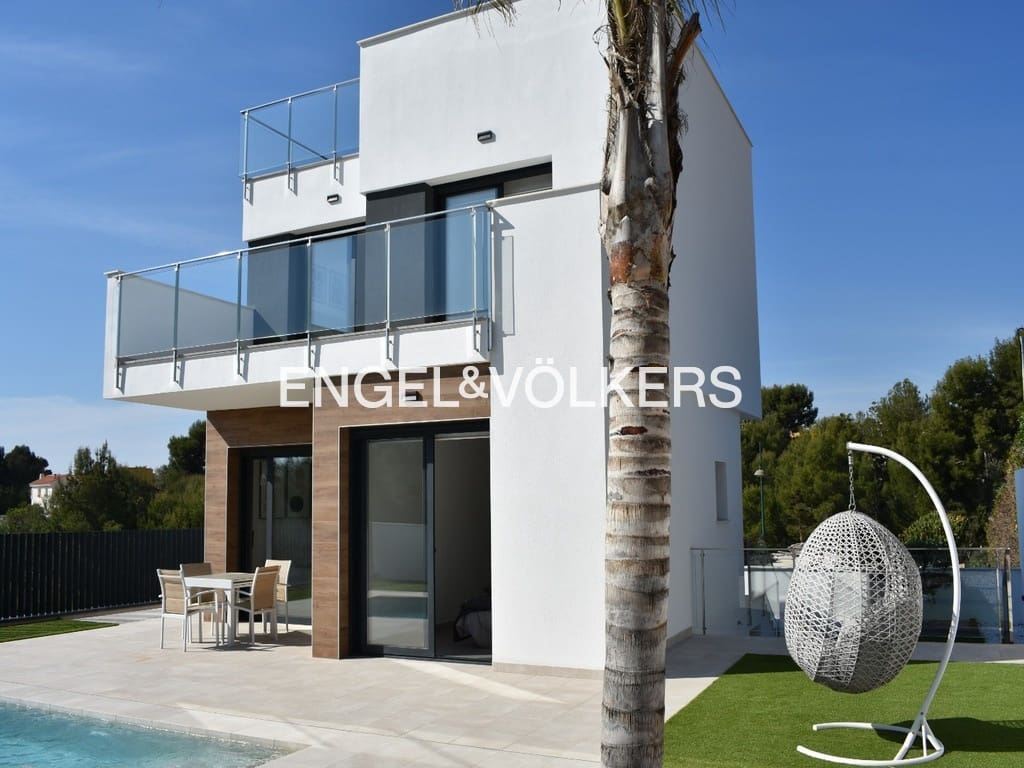 3 quarto Moradia para venda em La Nucia com piscina garagem - 600 000 € (Ref: 8734665)