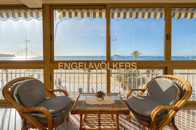 3 makuuhuone Huoneisto myytävänä paikassa Benidorm - 575 000 € (Ref: 8799678)