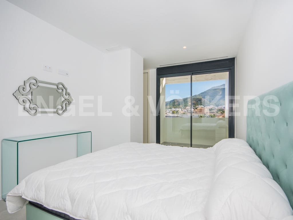 3 soveværelse Villa til salg i Albir med swimmingpool garage - € 665.000 (Ref: 8837960)