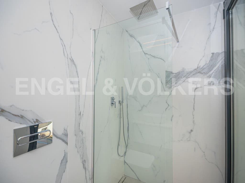 3 soveværelse Villa til salg i Albir med swimmingpool garage - € 665.000 (Ref: 8837960)