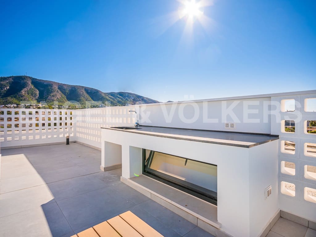 3 soveværelse Villa til salg i Albir med swimmingpool garage - € 665.000 (Ref: 8837960)