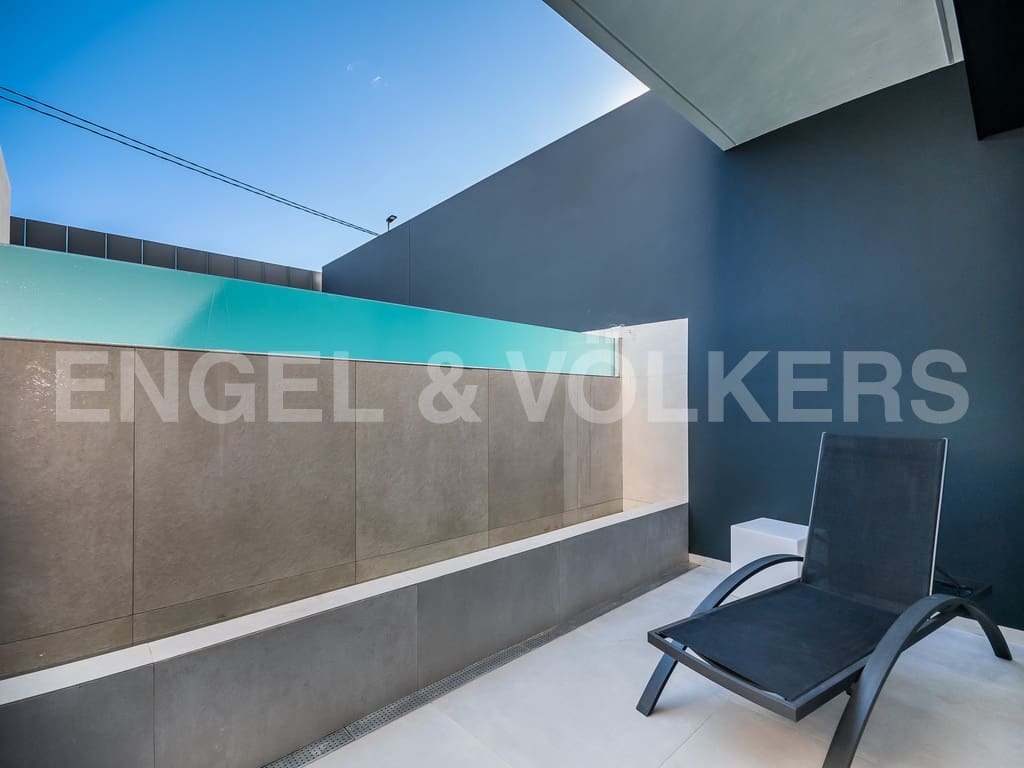 3 soveværelse Villa til salg i Albir med swimmingpool garage - € 665.000 (Ref: 8837960)