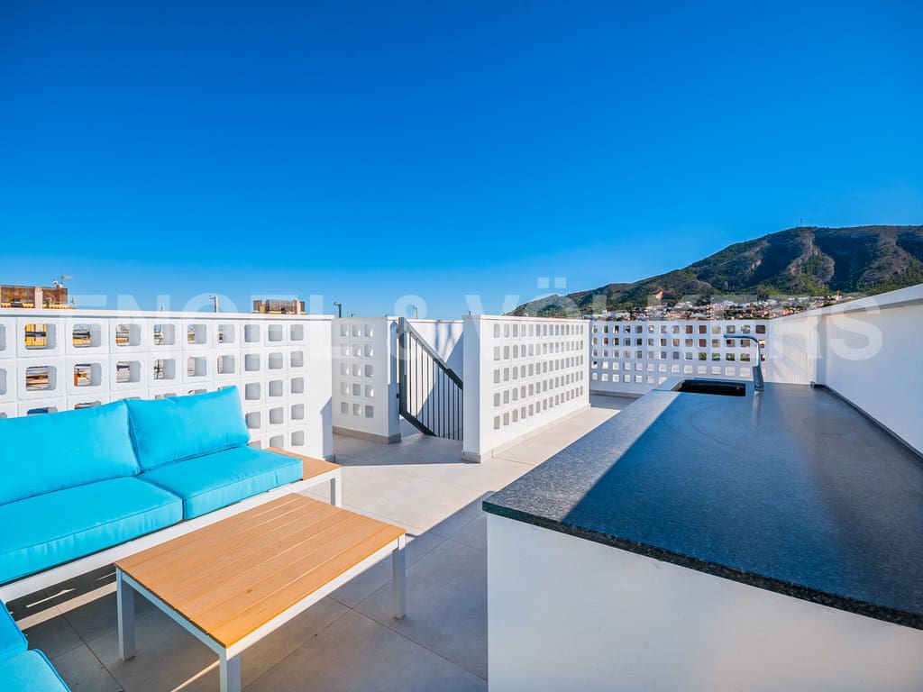 3 soveværelse Villa til salg i Albir med swimmingpool garage - € 665.000 (Ref: 8837960)