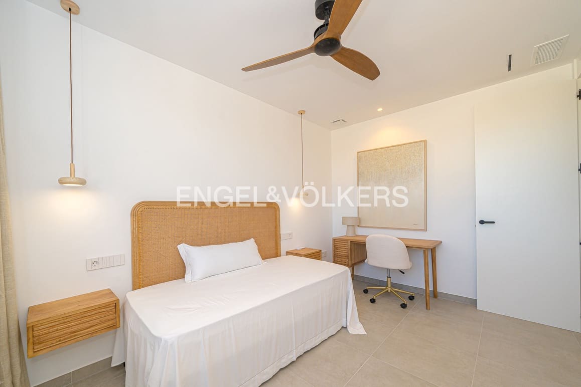 4 soveværelse Villa til salg i Albir med swimmingpool garage - € 875.000 (Ref: 8837962)