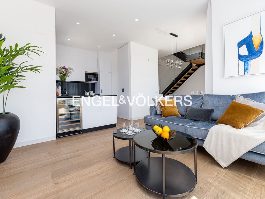 4 Zimmer Villa zu verkaufen in Finestrat mit Pool Garage - 730.000 € (Ref: 8850035)