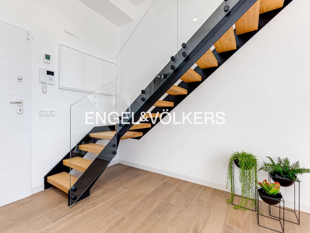 4 Zimmer Villa zu verkaufen in Finestrat mit Pool Garage - 730.000 € (Ref: 8850035)