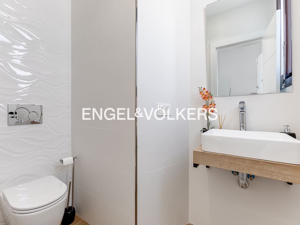 4 Zimmer Villa zu verkaufen in Finestrat mit Pool Garage - 730.000 € (Ref: 8850035)