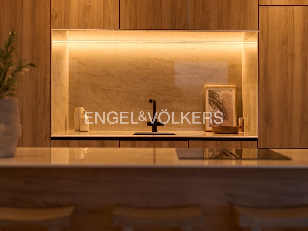 3 makuuhuone Huvila myytävänä paikassa Alfaz del Pi / L'Alfas del Pi mukana uima-altaan 
autotalli - 615 000 € (Ref: 8863670)