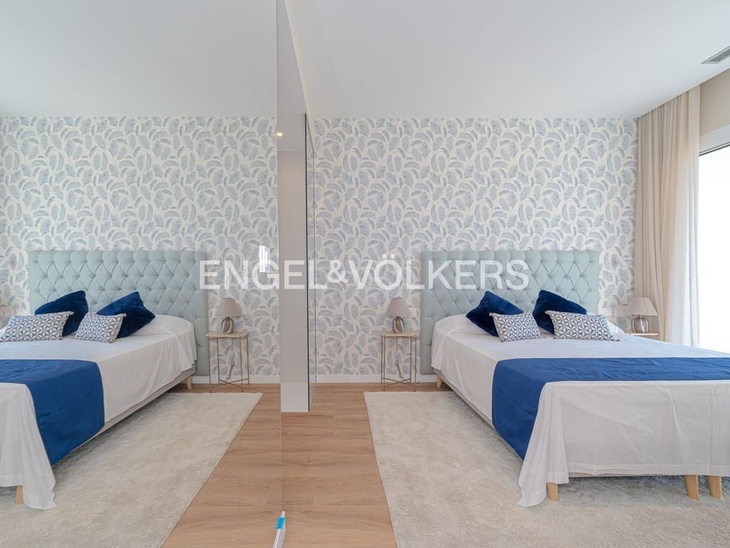 4 soveværelse Lejlighed til salg i Benidorm med swimmingpool garage - € 2.500.000 (Ref: 8866515)