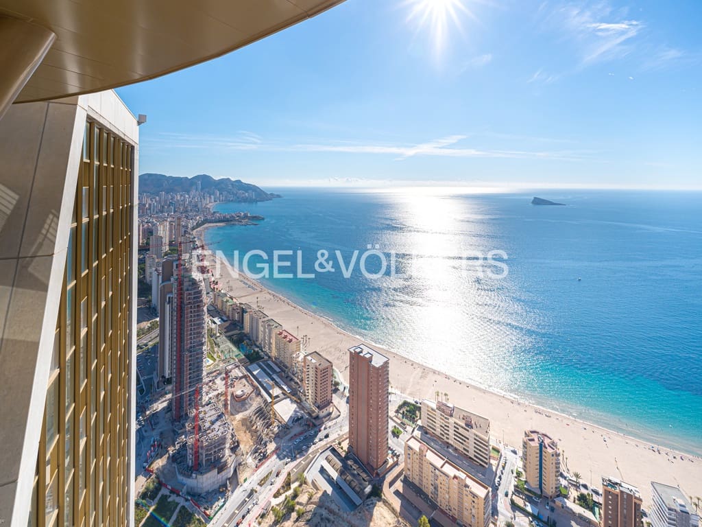 4 soveværelse Lejlighed til salg i Benidorm med swimmingpool garage - € 2.500.000 (Ref: 8866515)