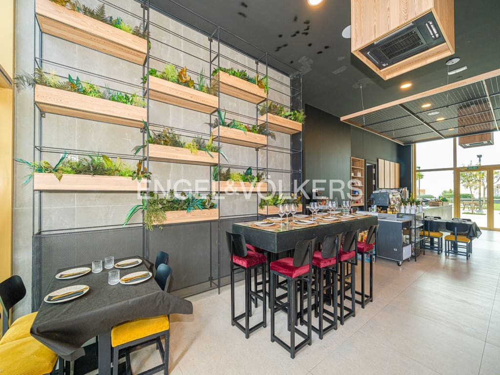 4 soveværelse Lejlighed til salg i Benidorm med swimmingpool garage - € 2.500.000 (Ref: 8866515)