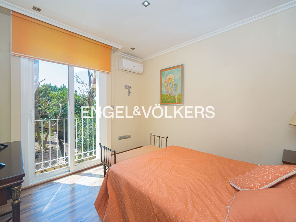 4 soveværelse Villa til salg i Benidorm med swimmingpool garage - € 1.390.000 (Ref: 8886928)