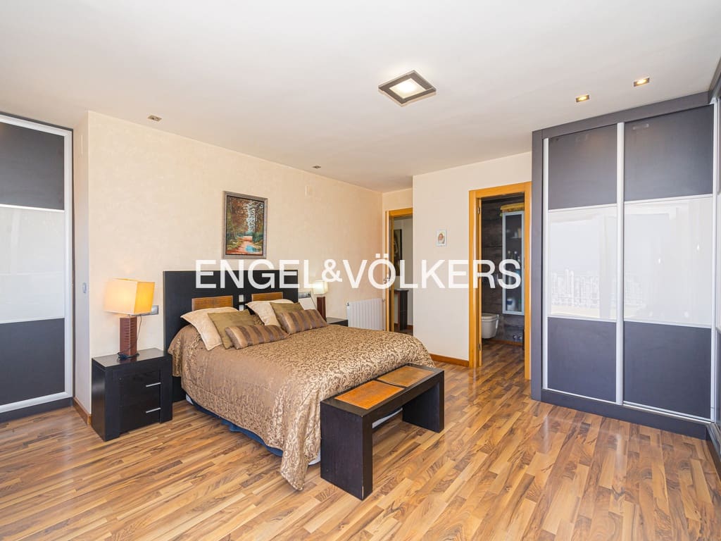 4 soveværelse Villa til salg i Benidorm med swimmingpool garage - € 1.390.000 (Ref: 8886928)