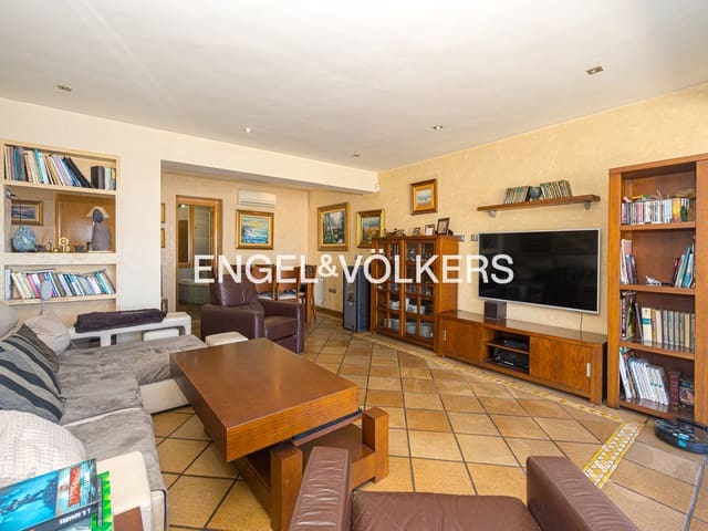 4 sovrum Villa till salu i Benidorm med pool garage - 1 390 000 € (Ref: 8886928)