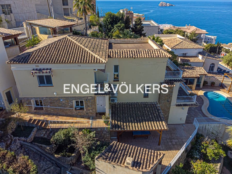 4 soveværelse Villa til salg i Benidorm med swimmingpool garage - € 1.390.000 (Ref: 8886928)