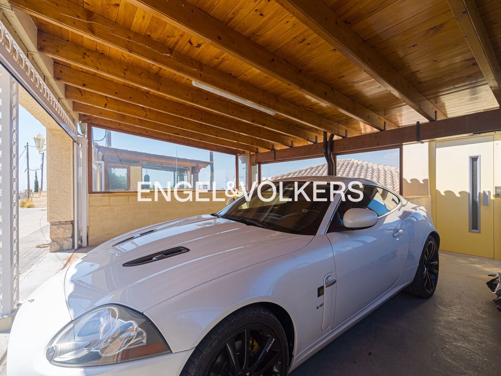 4 soveværelse Villa til salg i Benidorm med swimmingpool garage - € 1.390.000 (Ref: 8886928)