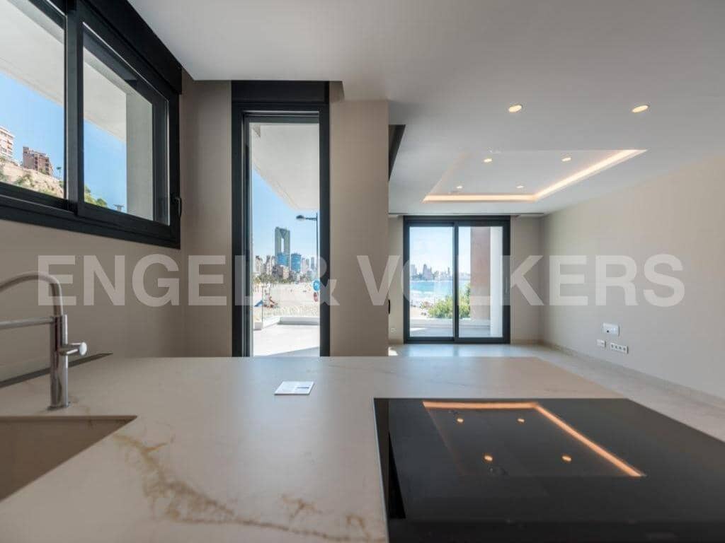 3 soverom Leilighet til salgs i Benidorm med svømmebasseng garasje - € 1 650 000 (Ref: 8886931)